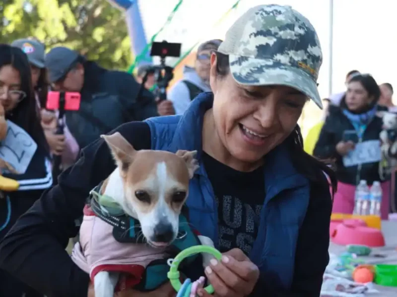 Ariadna Ayala, presidenta de Atlixco, te invita a la carrera "Patitas fugaces 2025"