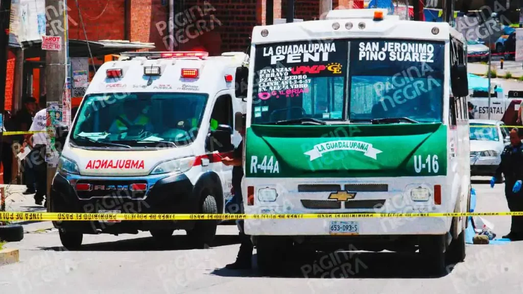 Mujer murió atropellada por Ruta 44A frente al hospital del IMSS de La Margarita en Puebla
