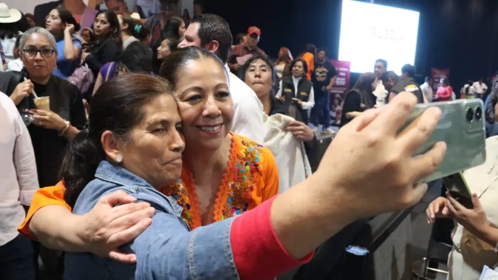 Participación y liderazgo de mujeres, primordial para desarrollo de Puebla: Laura Artemisa