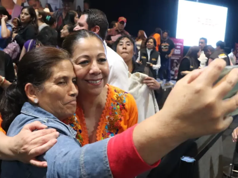 Participación y liderazgo de mujeres, primordial para desarrollo de Puebla: Laura Artemisa