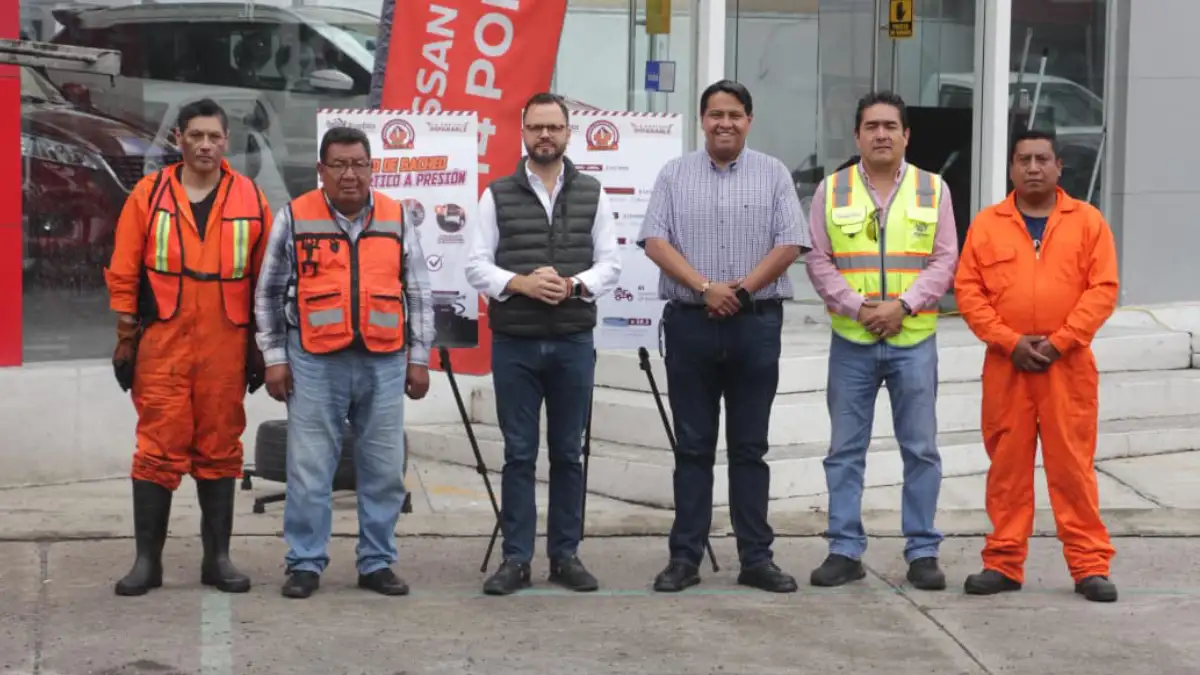 Fortalece Gobierno de la Ciudad la campaña Bacheando Puebla, suma maquinaria de bacheo en frío
