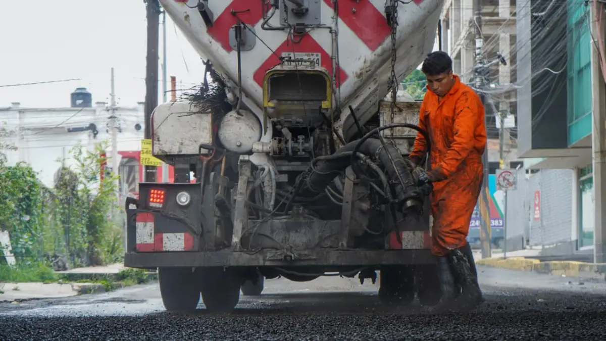 Amplía Gobierno de la Ciudad trabajo de bacheo