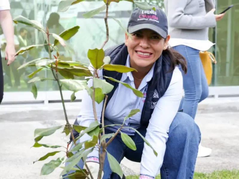 La presidenta municipal Lupita Cuautle encabezó la jornada de reforestación “Semillas del Futuro 2025” en la Universidad UNILOMAS