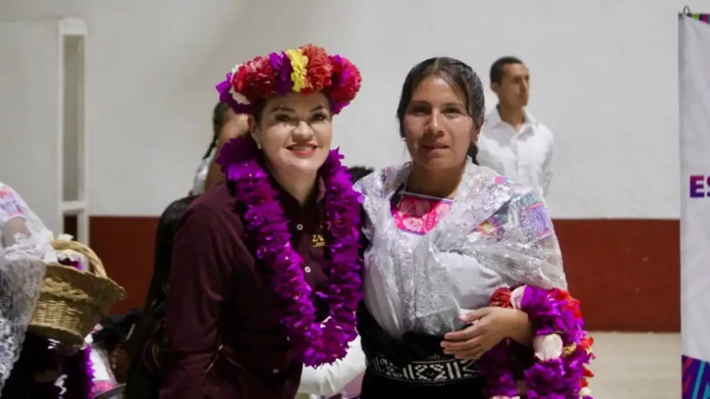 Ayuntamiento de Zacatlán festeja a abuelitas y abuelitos en su día