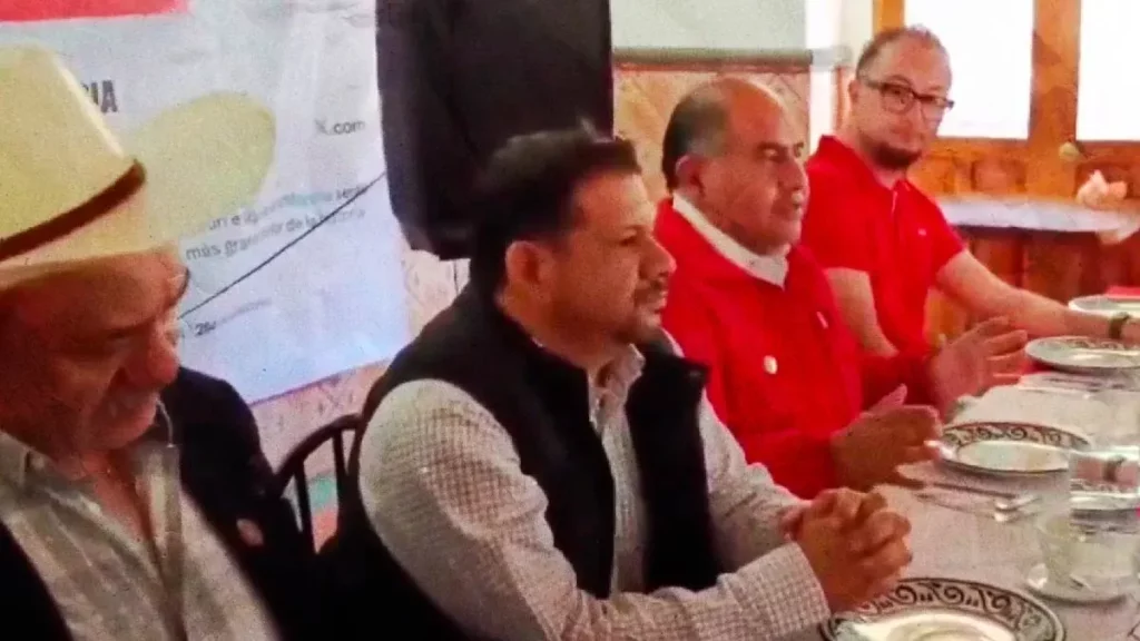 Corriente Crítica del PRI en Puebla celebra renuncia de Néstor Camarillo