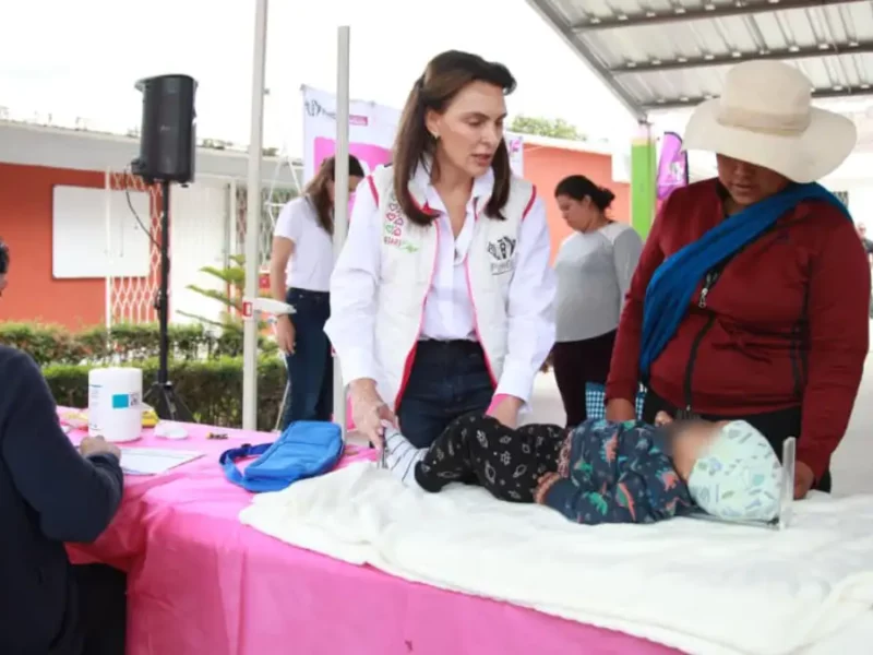 MariElise Budib da seguimiento al programa “Pequeños Imparables” en San Miguel Espejo