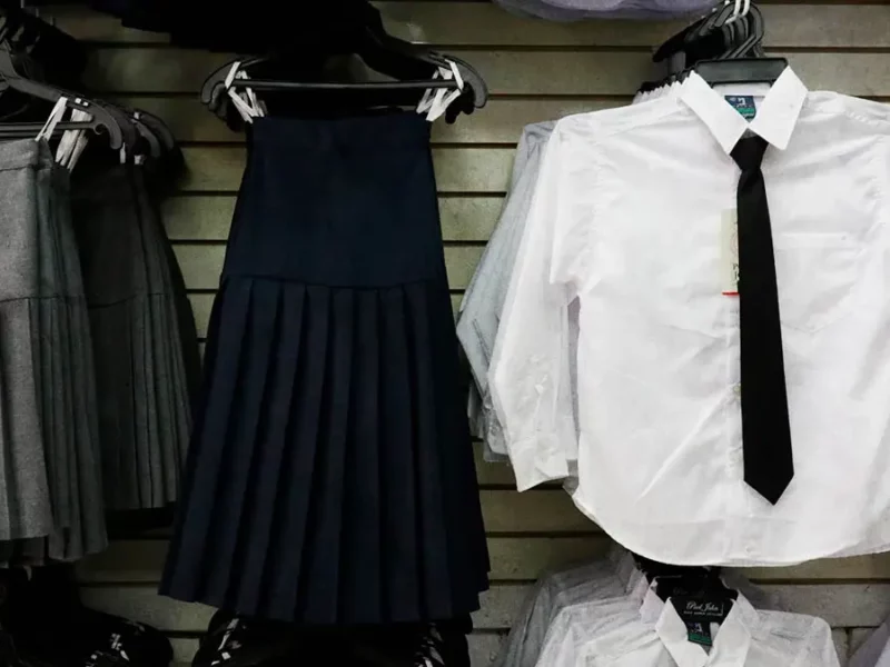 SEP federal repartirá uniformes escolares en Puebla a mediados de septiembre