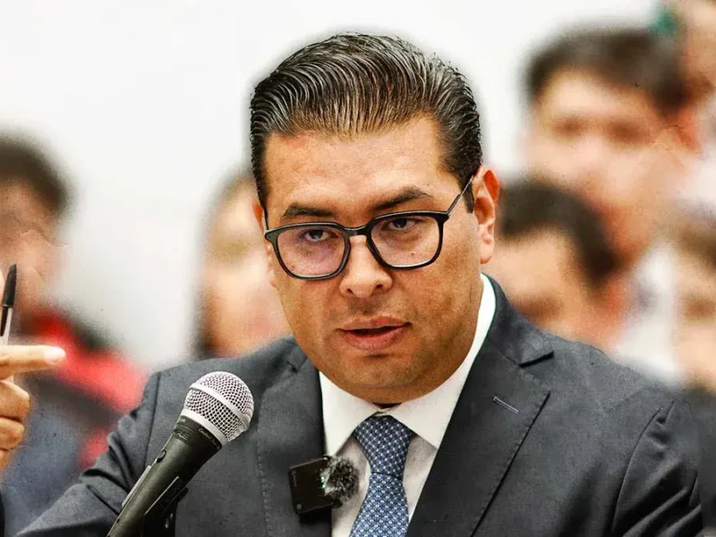 Néstor Camarillo logró colarse a la Mesa Directiva del Senado