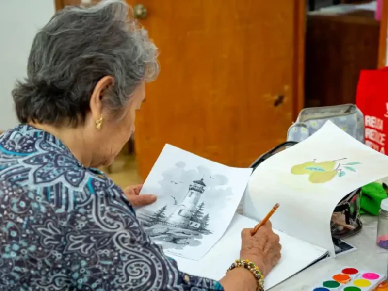 Fomenta SMDIF el desarrollo integral y salud de las personas adultas mayores
