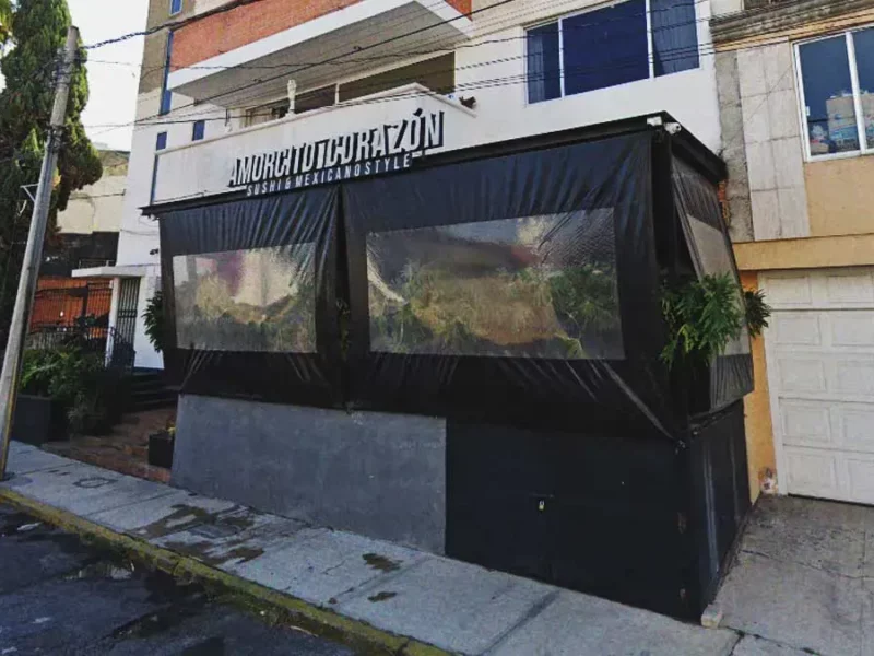 Delincuentes asaltaron un restaurante y a sus clientes en La Paz, Puebla