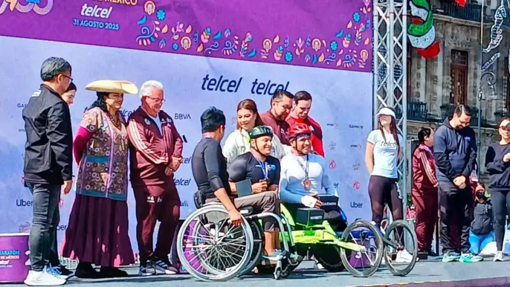Atletas poblanos ganan en el Maratón de la CDMX en la categoría de silla de ruedas