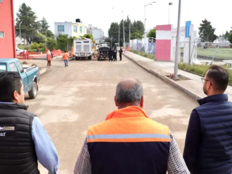 Avanza Gobierno de la Ciudad con rehabilitación vial en la unidad habitacional Loma Bella