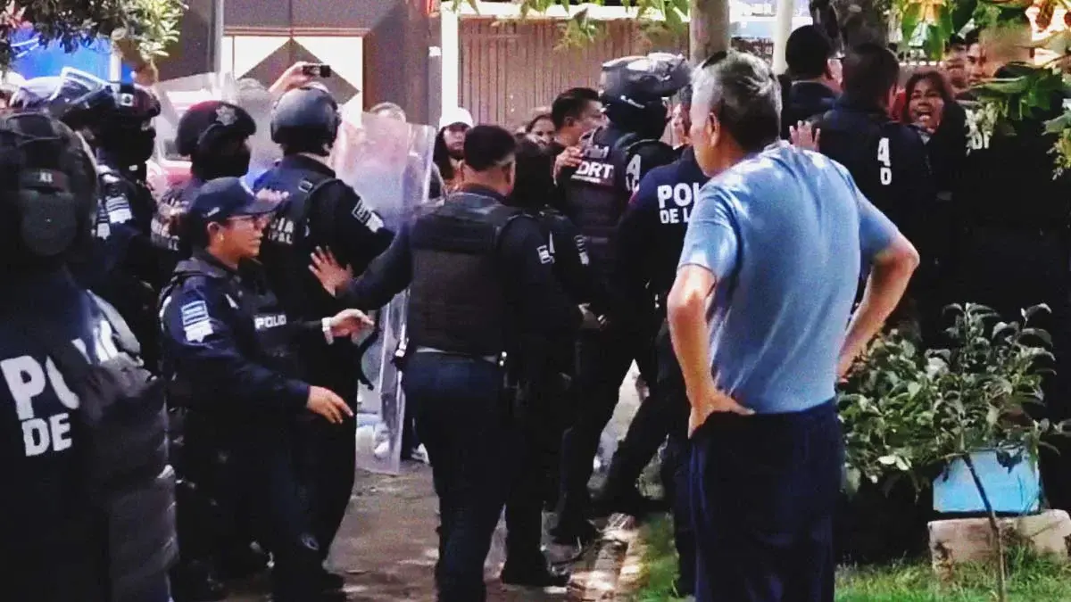Vecinos de Bosques de San Sebastián denuncian invasión de áreas verdes; acusan tráfico de influencias