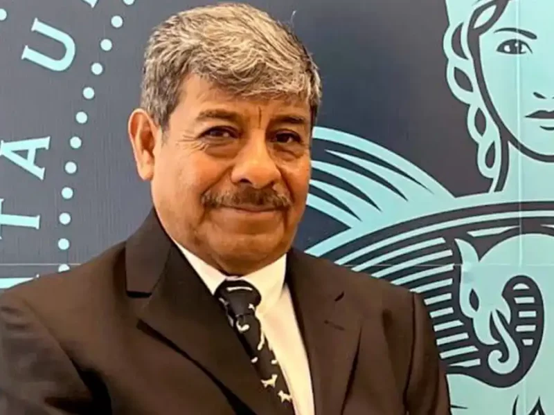 Estudiar en la BUAP a mis 72 años es un sueño: alumno de Ciencias Políticas