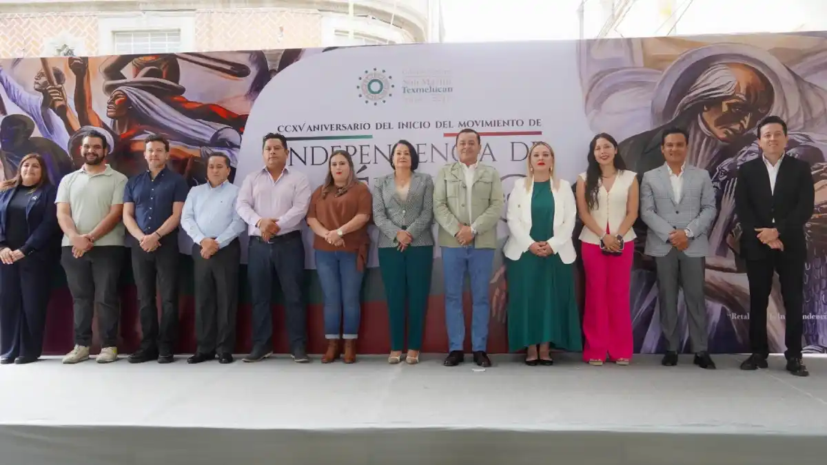Gobierno de Texmelucan inicia pega de bando solemne de las Fiestas Patrias 2025