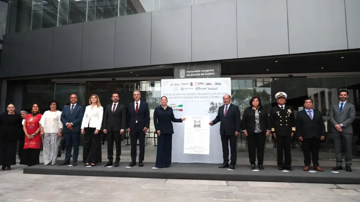 Colocan en el Congreso del Estado Bando Solemne con motivo de las Fiestas Patrias 2025