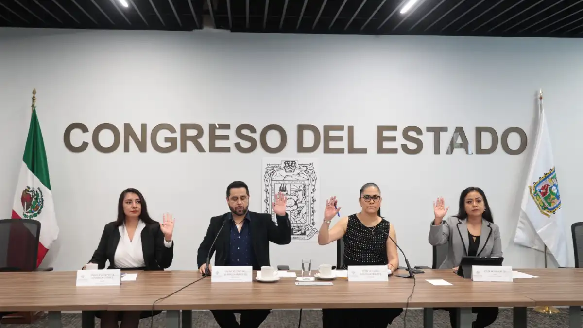 Avalan en Comisión del Congreso acuerdo para rehabilitación de vialidades en Zona Metropolitana de Puebla
