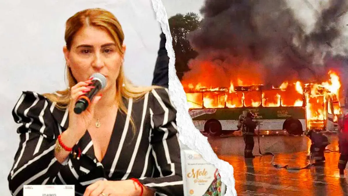 Concesionaria de RUTA Puebla interpuso denuncia por quema de unidad en manifestación de normalistas