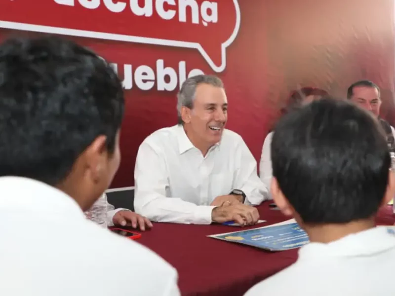 Lleva Pepe Chedraui “La Capital Te Escucha” a San Jerónimo Caleras
