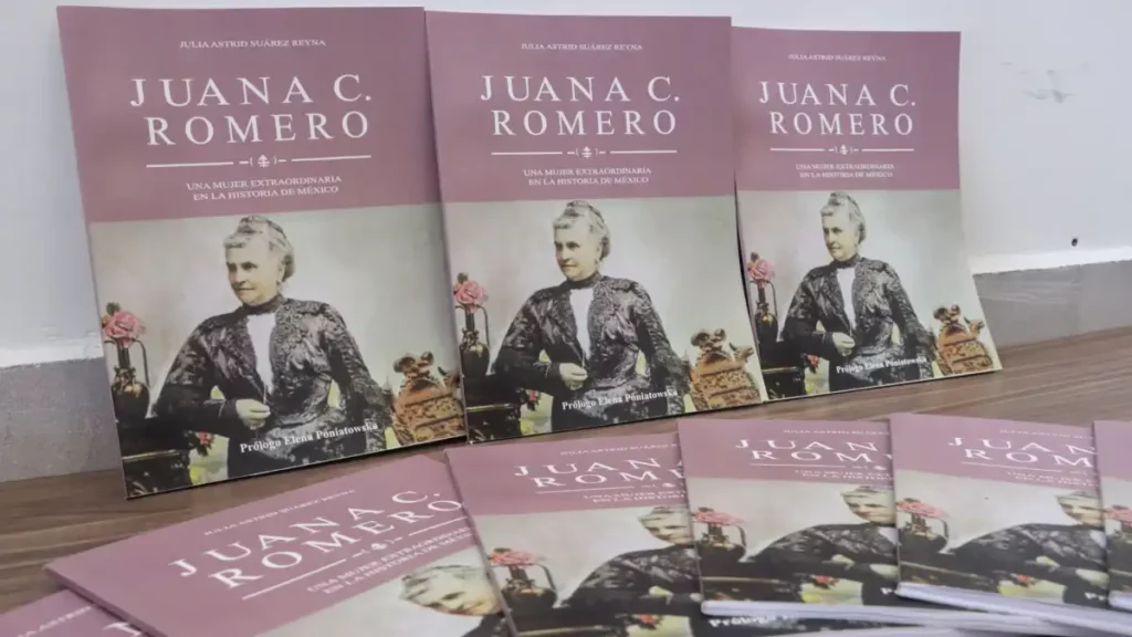 En el Congreso del Estado presentan el libro "Juana C. Romero, una mujer extraordinaria en la historia de México"