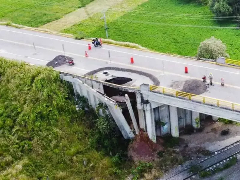 Secretaría de Infraestructura determina cierre del puente vehicular del Aeropuerto Internacional Hermanos Serdán en Huejotzingo
