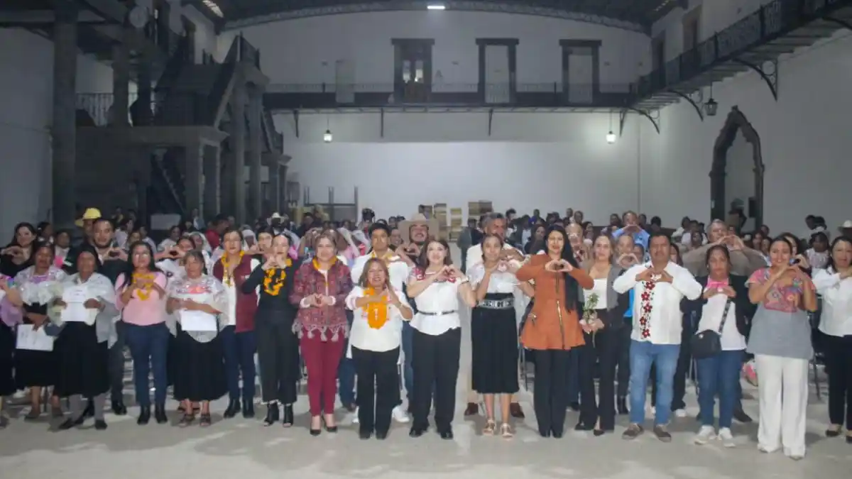 En Zacatlán, conmemoran el Día Internacional de la Mujer Indígena