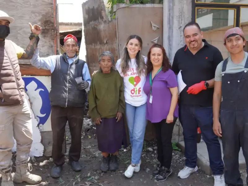 Atiende gobierno de Texmelucan a adultos mayores en situación vulnerable