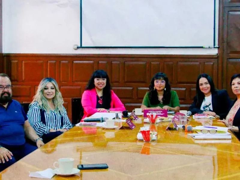 Cabildo de Puebla busca incluir artistas locales en eventos masivos