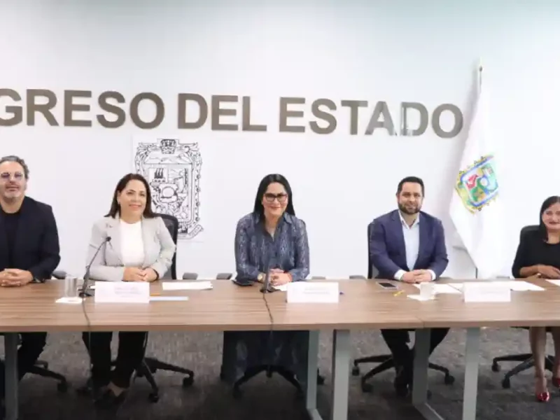 Presentan iniciativa para fortalecer y ampliar las atribuciones del Comité de Atención Ciudadana del Congreso