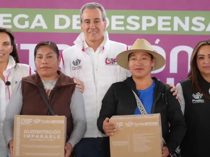 Entregan Pepe Chedraui y MariElise Budib apoyos alimentarios en juntas auxiliares