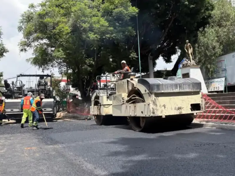 Avanza Gobierno de la Ciudad con rehabilitación vial en avenida 11 Oriente