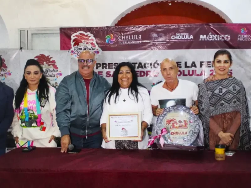 “Guerra de Chistes” llena de humor la Gran Feria de Cholula
