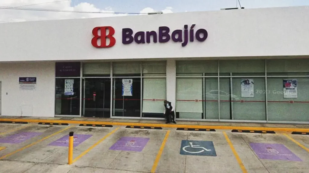 Asaltaron a cuentahabiente en la colonia Vicente Suárez de Puebla; le arrebataron 200 mil pesos
