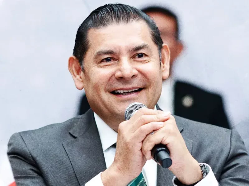 Alejandro Armenta felicita a la comunidad BUAP tras reelección de Lilia Cedillo como rectora