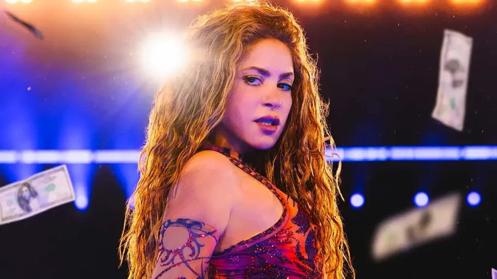 Shakira reunió a más de 30 mil fanáticos durante su primer concierto en Puebla