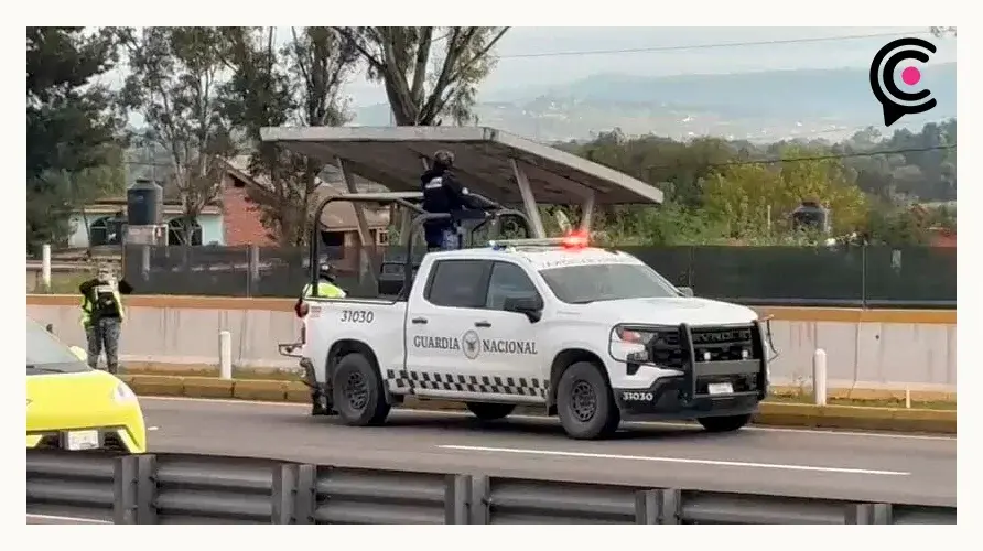 Motociclista murió tras choque en la autopista México-Puebla; iba zigzagueando entre los autos