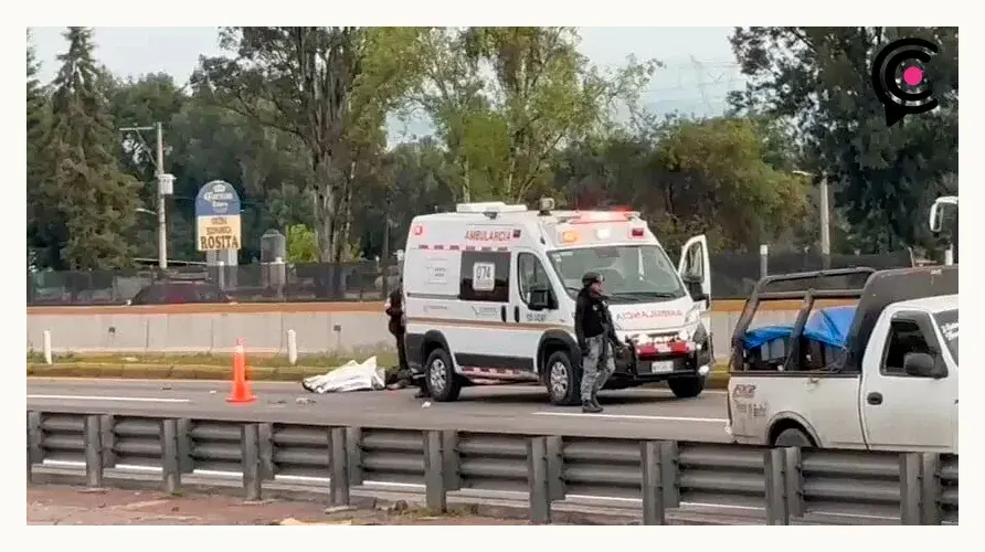 Motociclista murió tras choque en la autopista México-Puebla; iba zigzagueando entre los autos