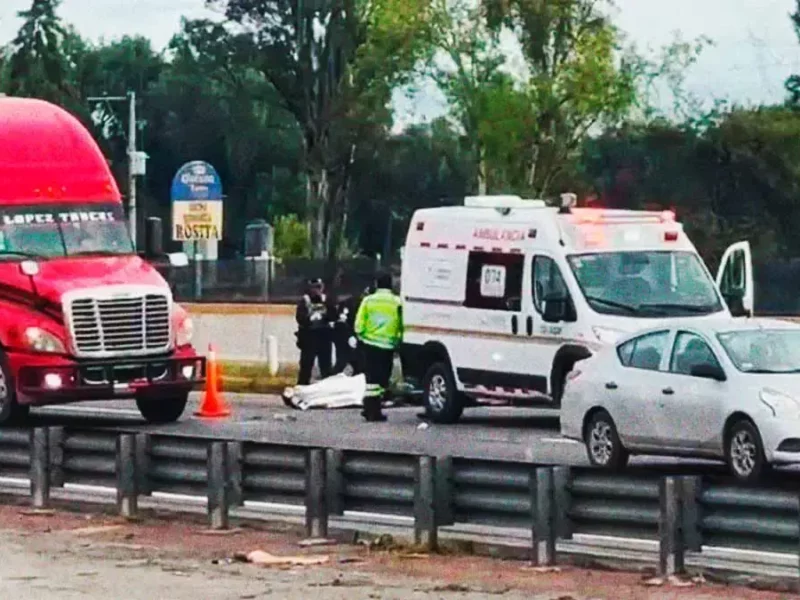 Motociclista murió tras choque en la autopista México-Puebla; iba zigzagueando entre los autos
