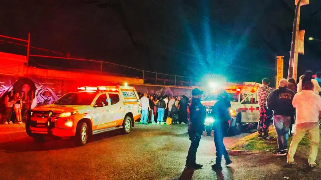 Ruta 52 volcó en Bosques de San Sebastián, Puebla; accidente dejó 25 heridos, cinco necesitaron hospitalización