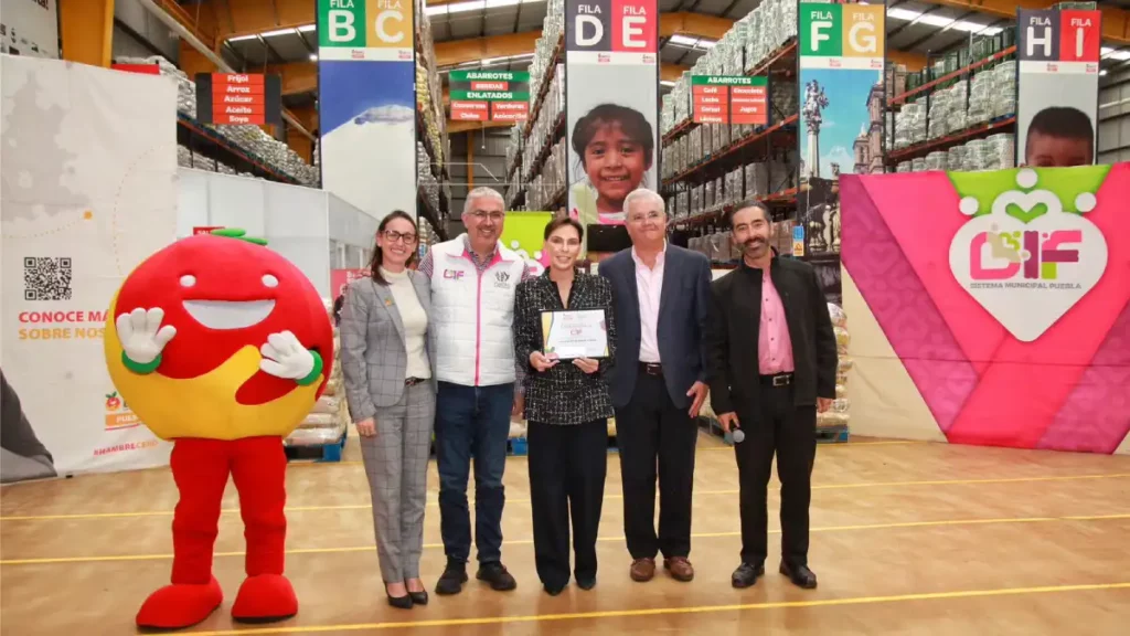 Entrega MariElise Budib donativo de 14 mil kilos de arroz y frijol al Banco de Alimentos Cáritas