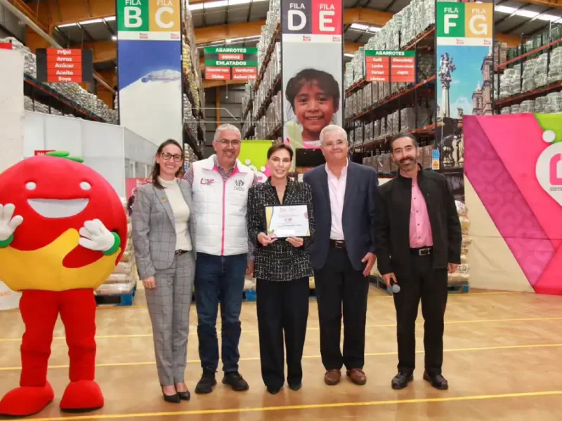 Entrega MariElise Budib donativo de 14 mil kilos de arroz y frijol al Banco de Alimentos Cáritas