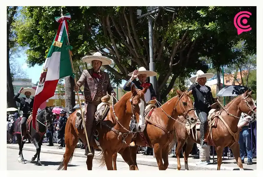 Desfile del 16 de septiembre de 2025 en Puebla unió al Ejército y estudiantes