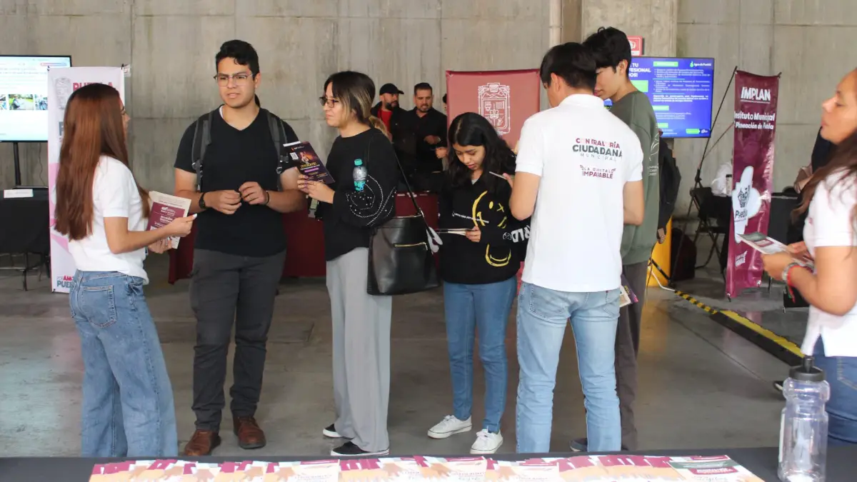 Participa Gobierno de la Ciudad en la quinta Feria de Prácticas Profesionales, Servicio Social y Bolsa de Trabajo de la UVP