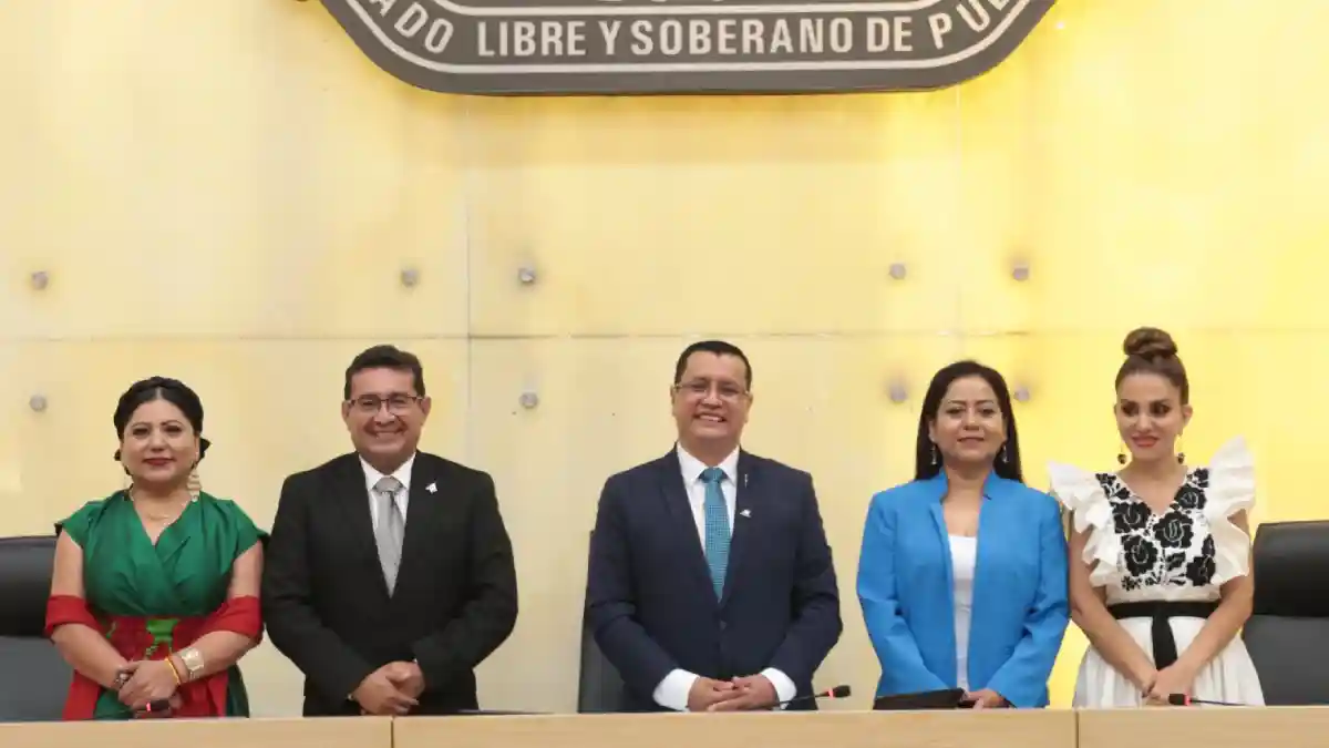 Avala LXII Legislatura reformas para la inclusión de mujeres conductoras en el transporte público