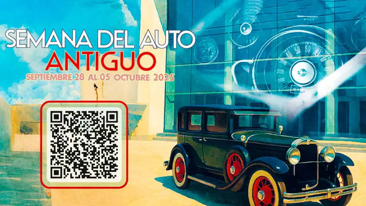 Coleccionistas se reúnen en la Semana del Auto Antiguo en el CCU BUAP