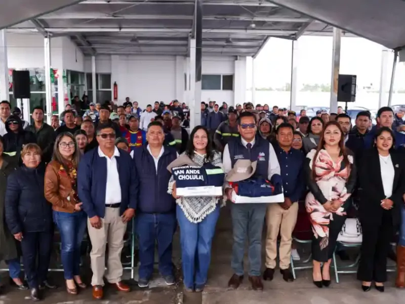 Fortalece Lupita Cuautle el servicio de recolección con nuevas unidades y uniformes