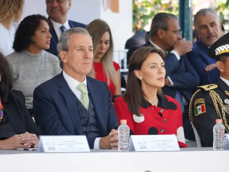 Asiste Pepe Chedraui al Desfile Cívico -Militar por el 215 Aniversario de la Independencia