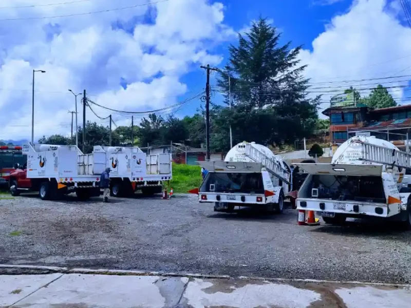 Protección Civil de Zacatlán supervisa unidades de gas LP para garantizar seguridad de las familias