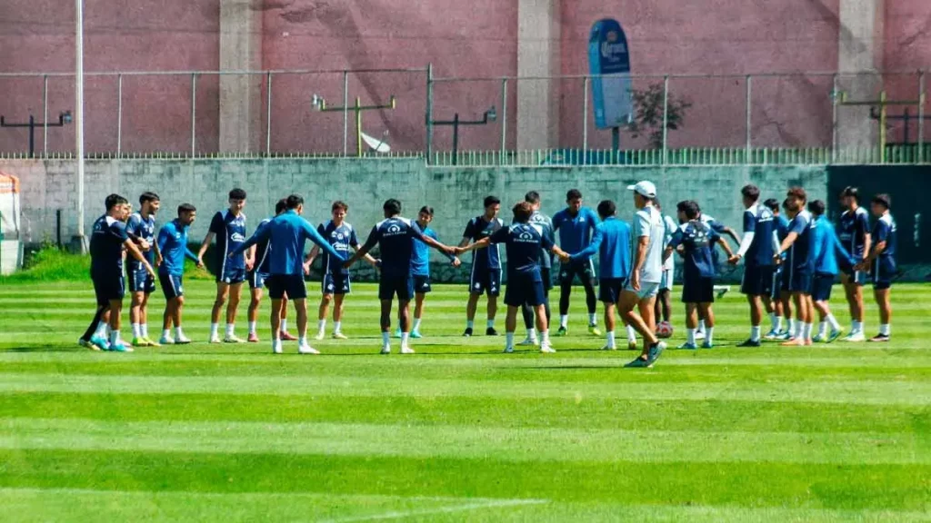 Alejandro Organista reconoce crisis en el Club Puebla previo al duelo con Necaxa
