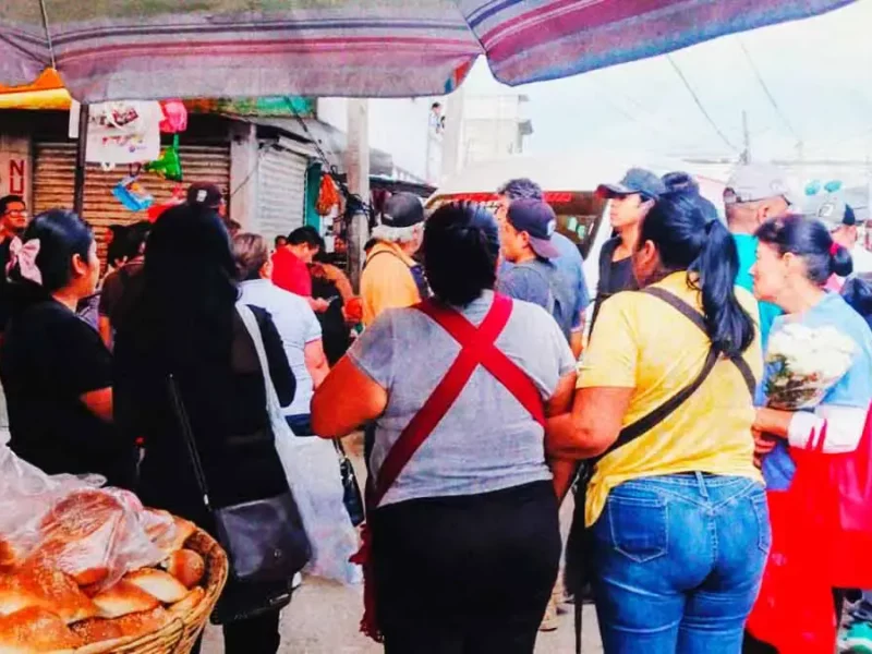 Motosicarios ejecutan a chofer de Ruta 17 junto al tianguis “La Joya” en Texmelucan, Puebla